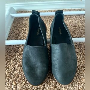 Sorel Ella Slip On Leather Loafer Flats Women’s Shoes 7.5 black